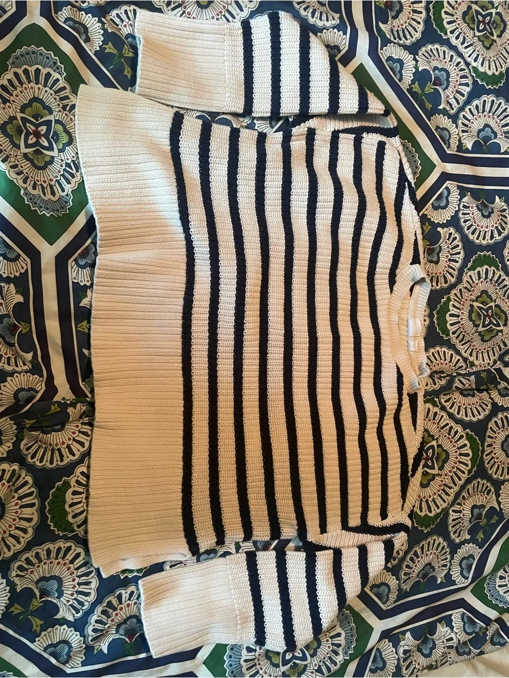 Lot of 4 sweaters